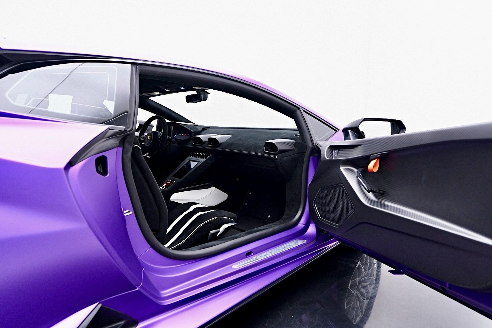 2023 HURACAN STO ZHWUA6ZXXPLA23581 — Davis AutoSports